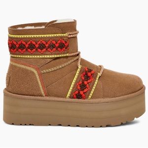 Ugg Women’s Classic Mini lol Braid Platform Boots. NWT!